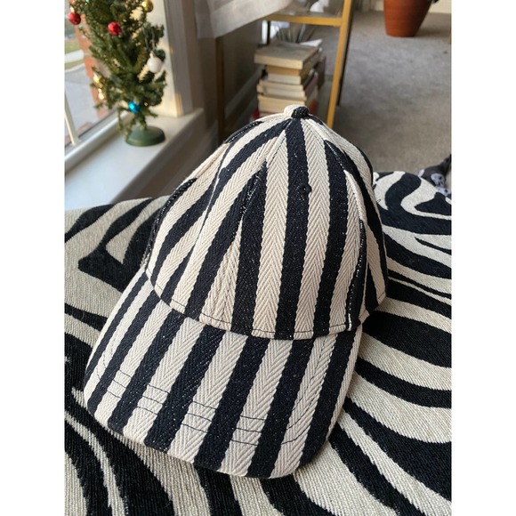 Tan/Black striped burlap hat, adjustable OSFM - Picture 2 of 9